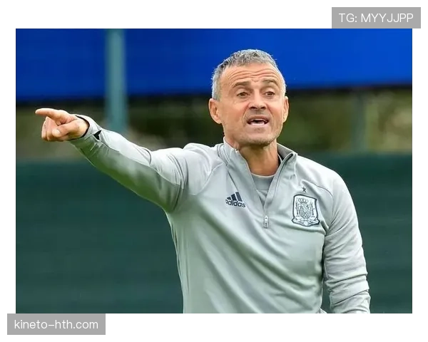 瓜迪奥拉与恩里克携手推动战术革命，未来足球表现值得关注